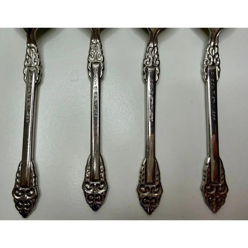 Oneida Heirloom Rembrandt Teaspoons 6” Stainless Vintage Set of 4